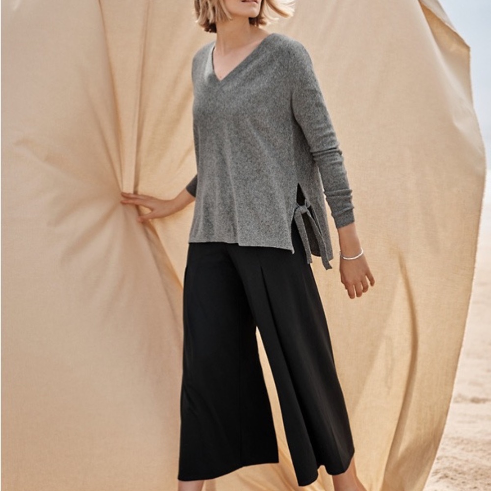Garnet Hill Pleat-Detail Cropped Pants